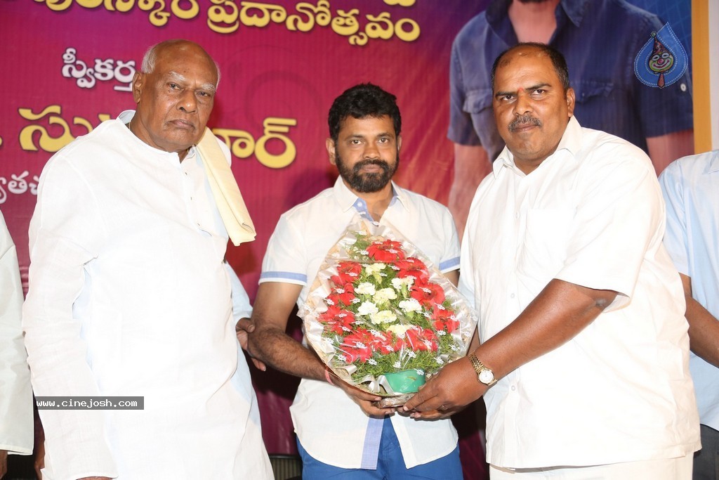 KV Reddy Award Presentation to Sukumar - 70 / 194 photos