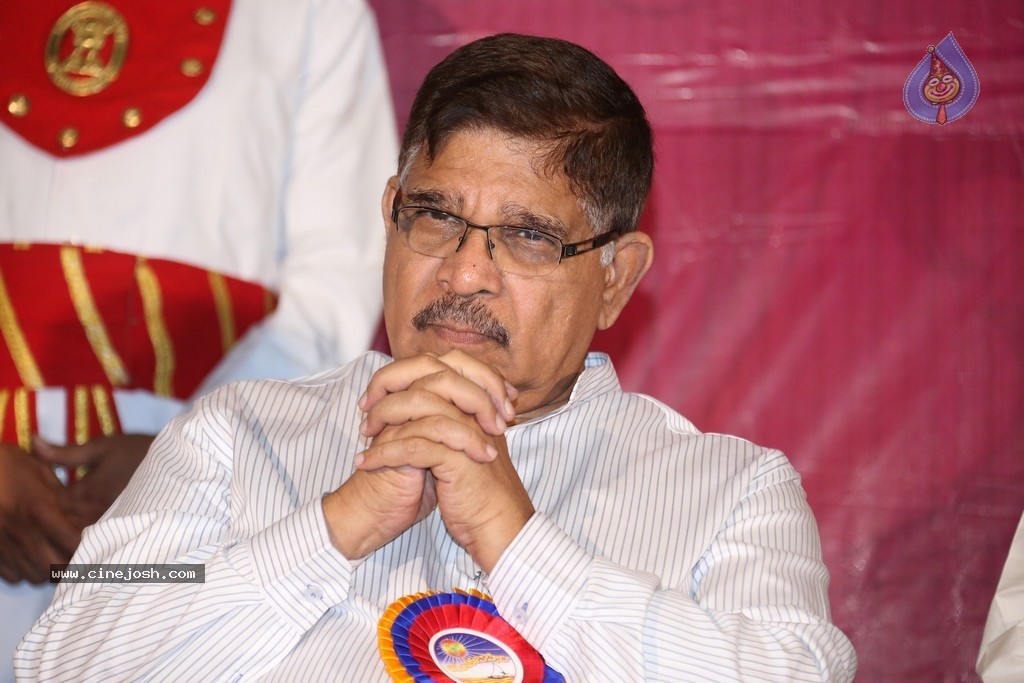 KV Reddy Award Presentation to Sukumar - 88 / 194 photos