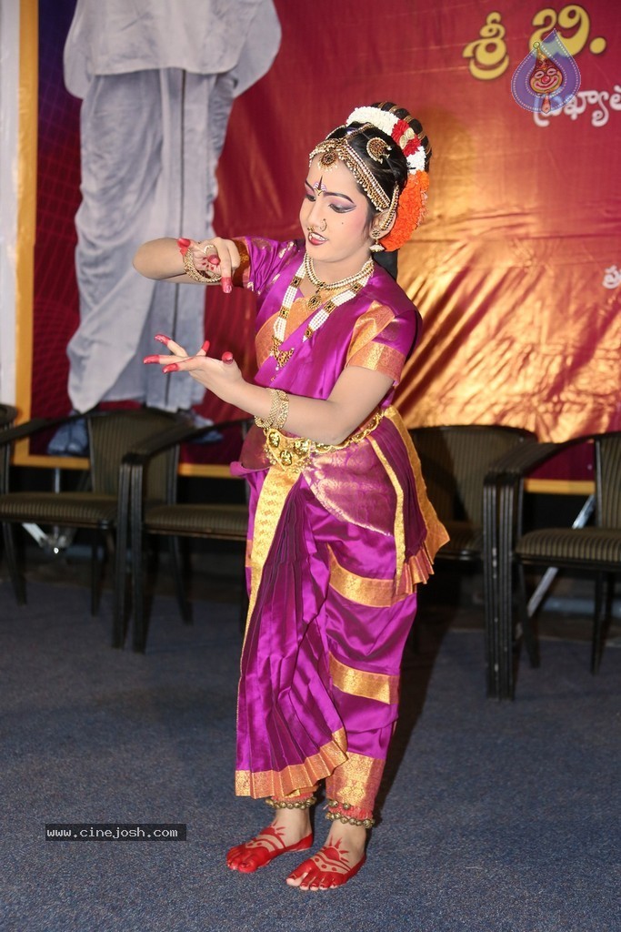 KV Reddy Award Presentation to Sukumar - 120 / 194 photos