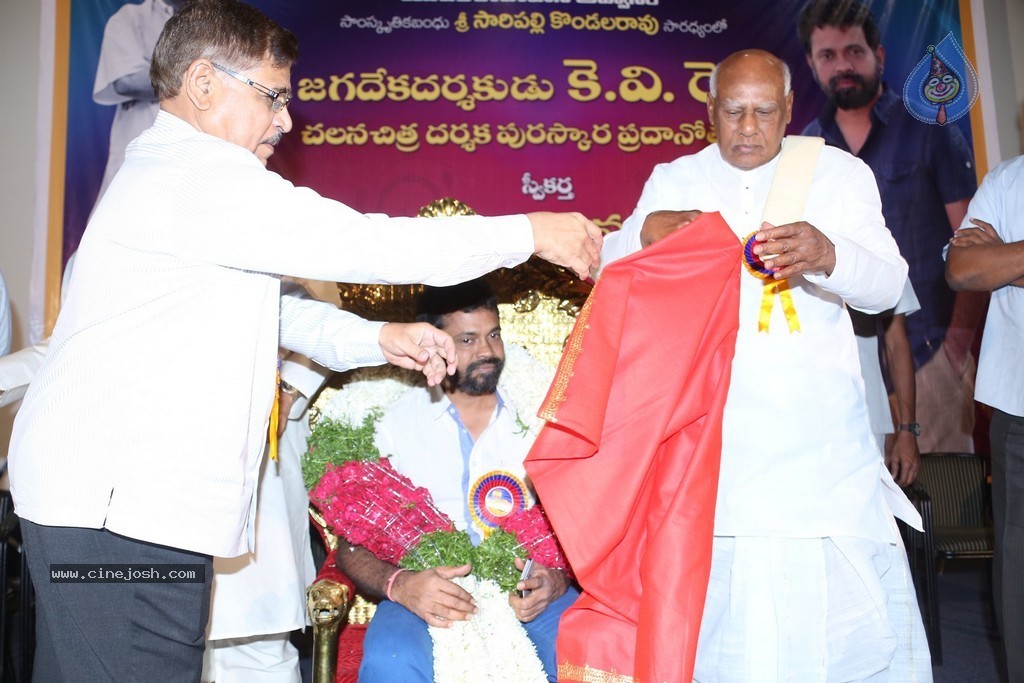 KV Reddy Award Presentation to Sukumar - 130 / 194 photos