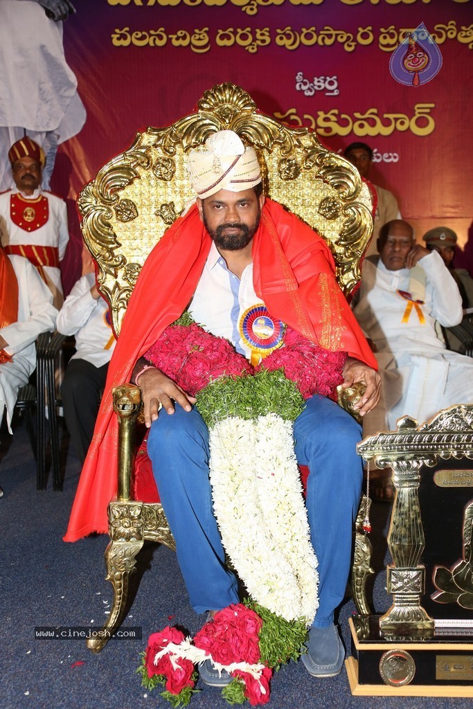 KV Reddy Award Presentation to Sukumar - 142 / 194 photos