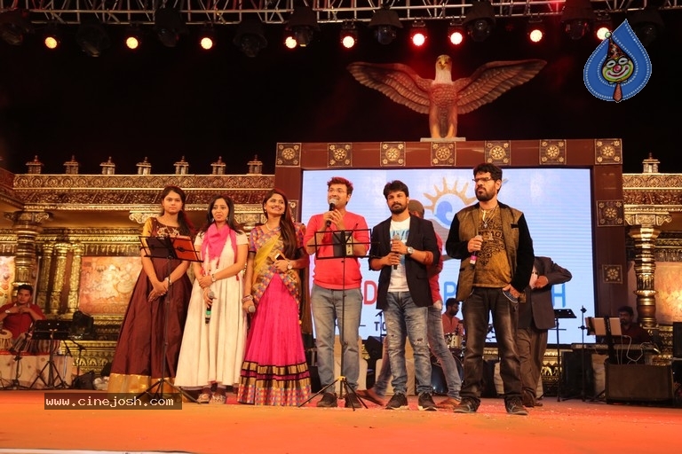 Lepakshi Utsavam 2018 Day 02 - 3 / 36 photos