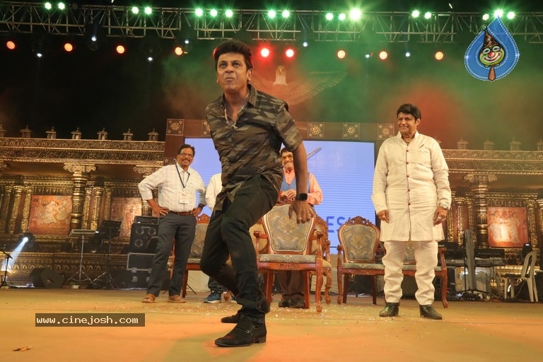 Lepakshi Utsavam 2018 Day 02 - 16 / 36 photos