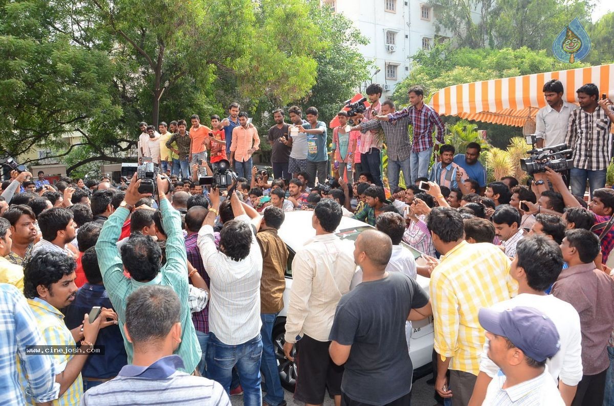 Balakrishna Watches Lion Movie at Bramaramba Theatre - 34 / 40 photos