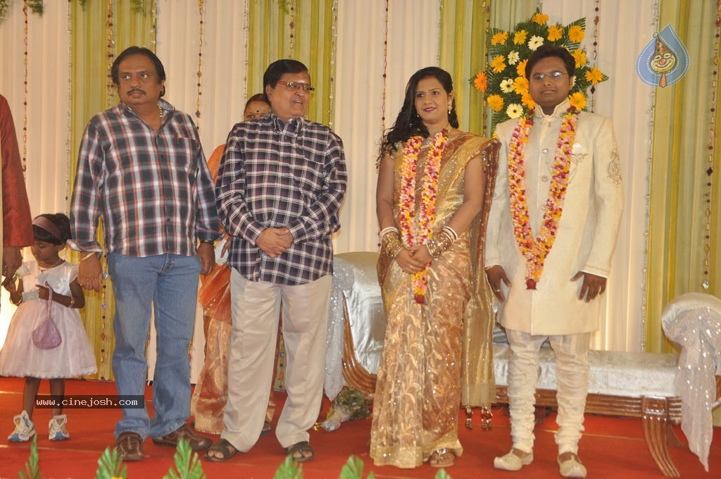 Lyricist Piraisudan Daughter Wedding Reception - 103 / 122 photos