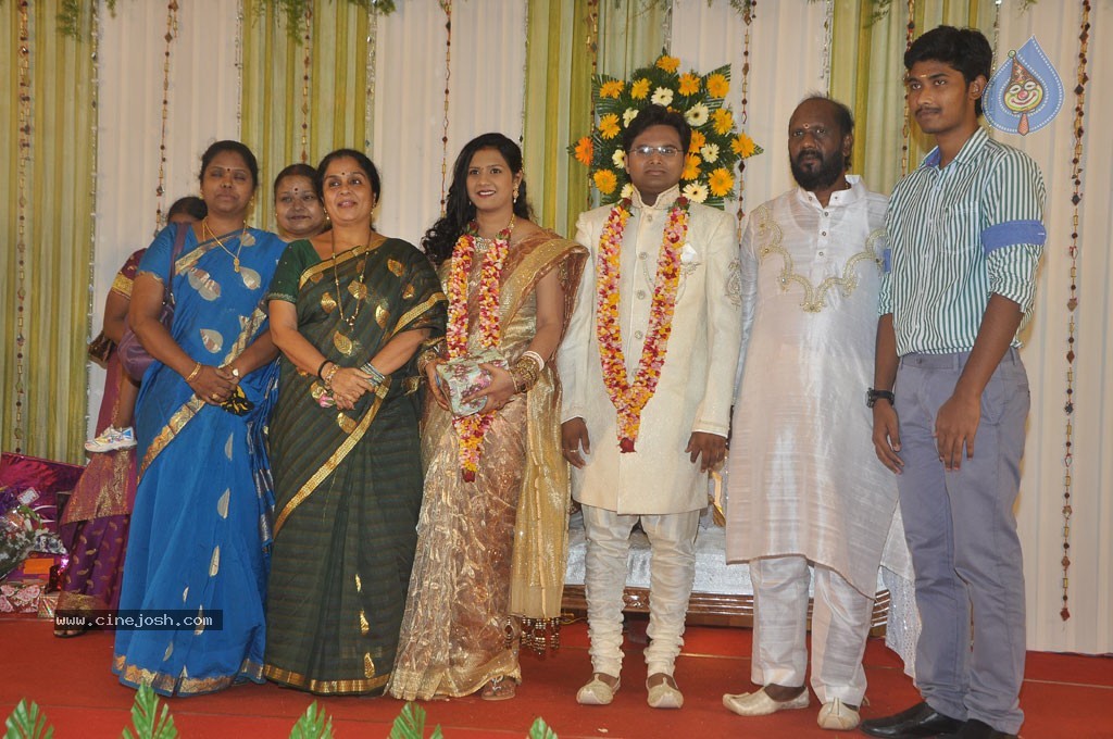 Lyricist Piraisudan Daughter Wedding Reception - 108 / 122 photos