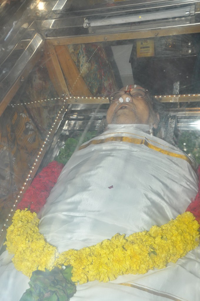 Lyricist Vaali Condolence Photos - 43 / 99 photos