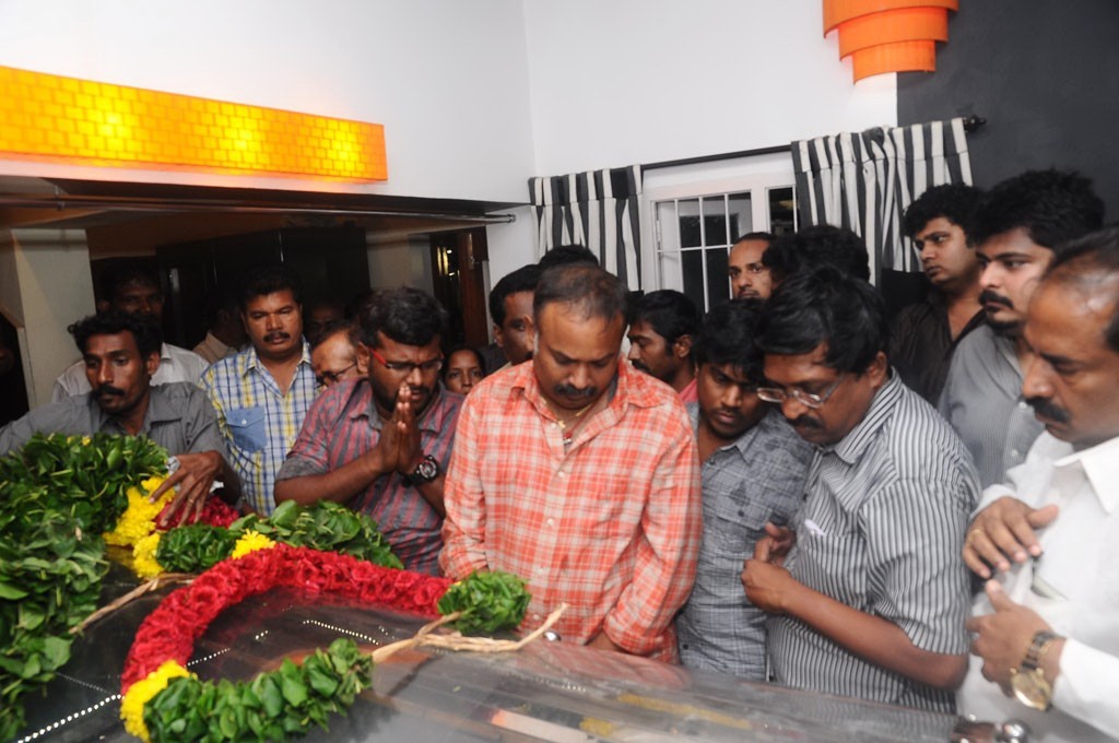 Lyricist Vaali Condolence Photos - 45 / 99 photos