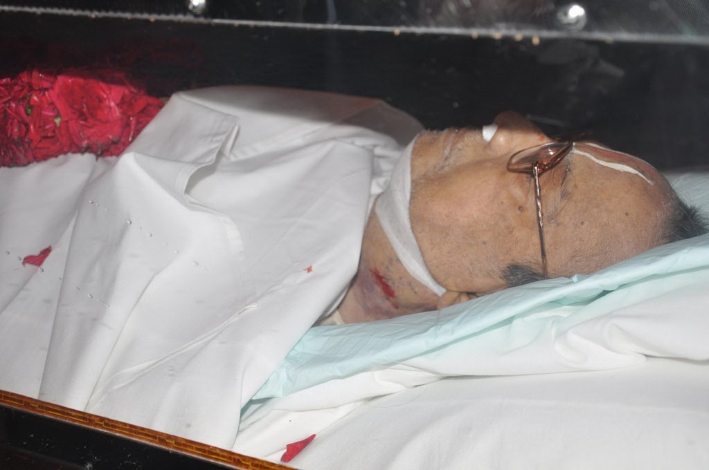 Lyricist Vaali Condolence Photos - 63 / 99 photos