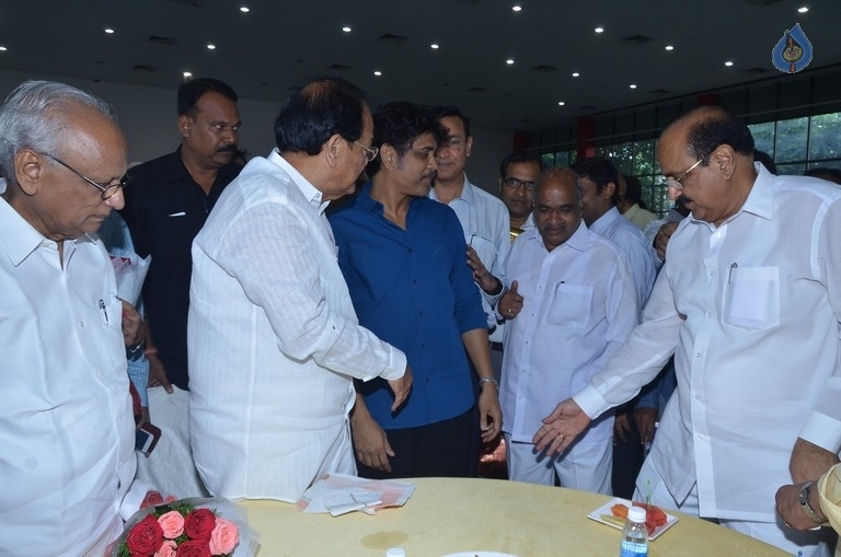 M Venkaiah Naidu Atmiya Abhinandana Sabha - 34 / 105 photos