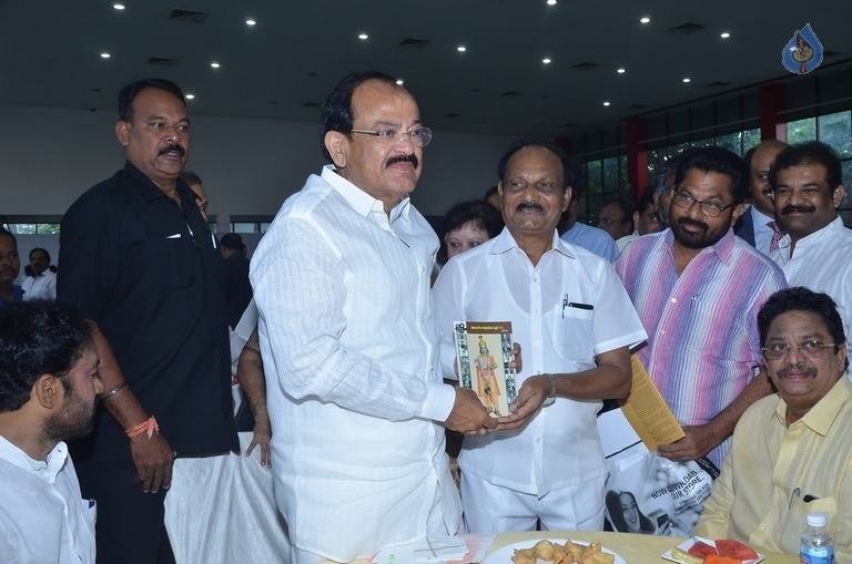 M Venkaiah Naidu Atmiya Abhinandana Sabha - 35 / 105 photos