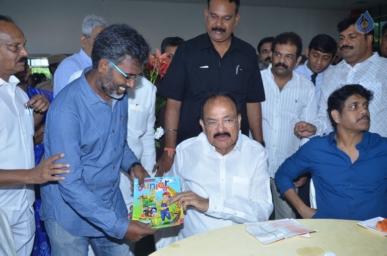 M Venkaiah Naidu Atmiya Abhinandana Sabha - 36 / 105 photos