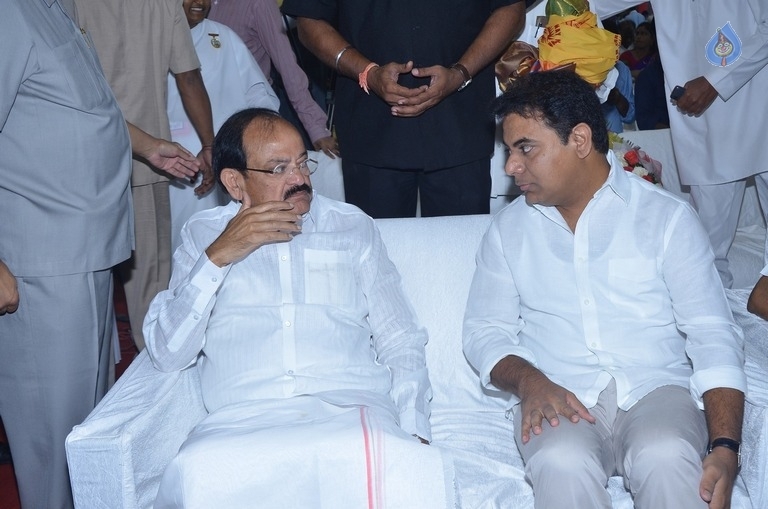 M Venkaiah Naidu Atmiya Abhinandana Sabha - 61 / 105 photos