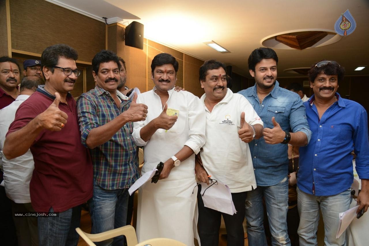 MAA Elections 2015 Counting Photos - 44 / 54 photos