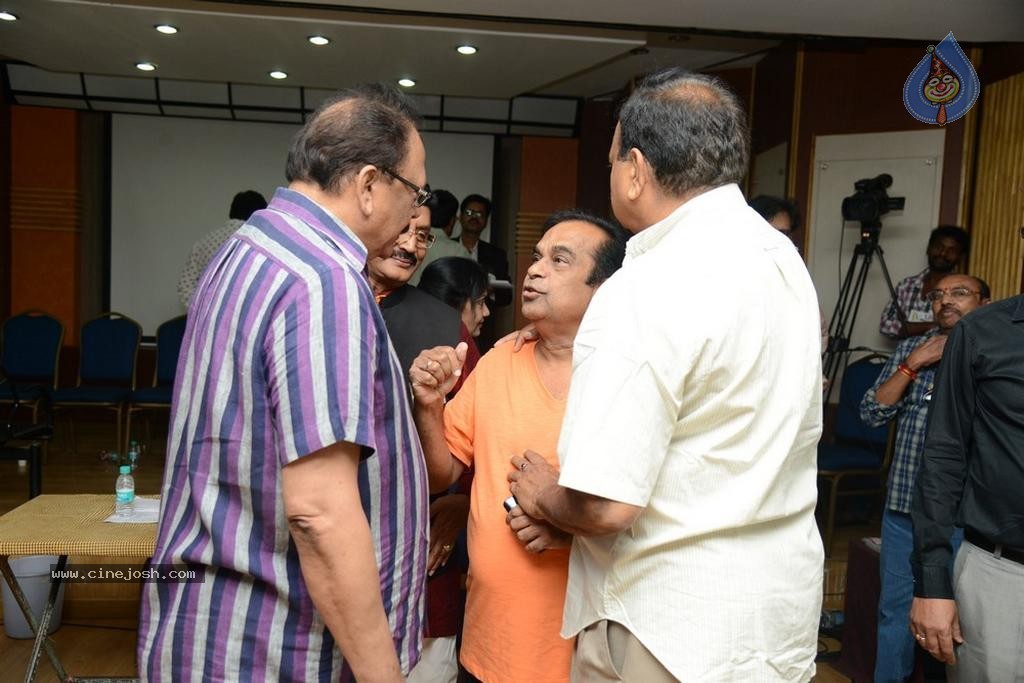 Maa Elections Polling 01 - 62 / 130 photos