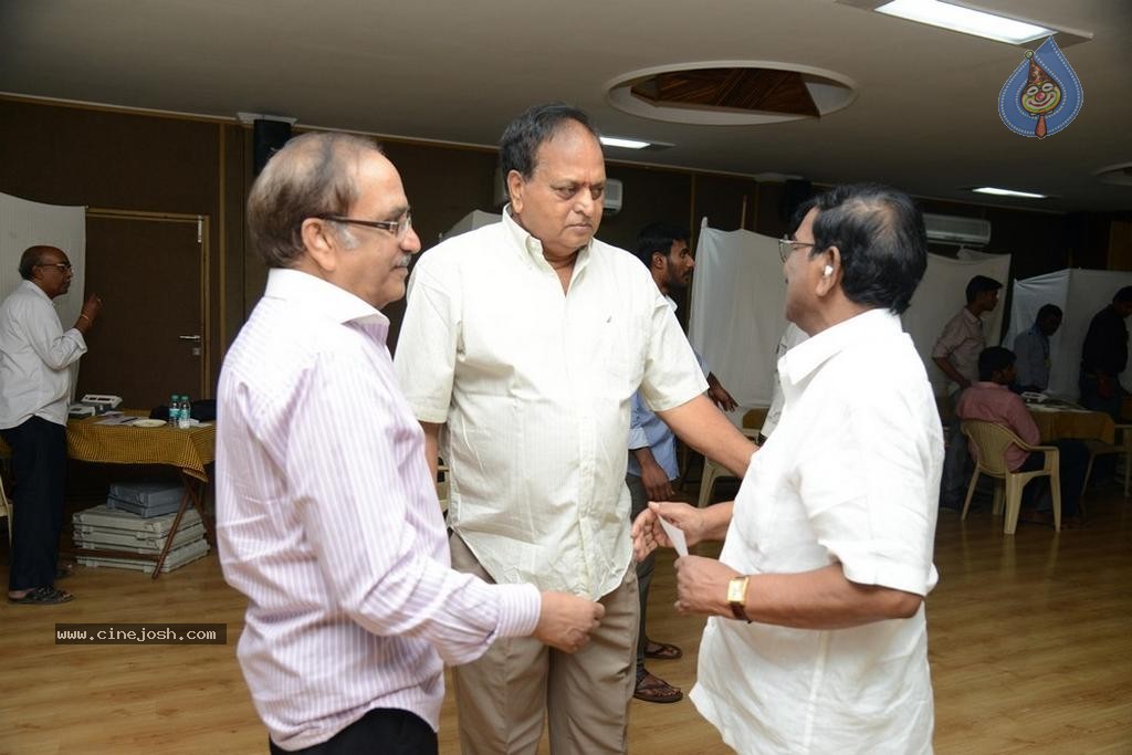 Maa Elections Polling 01 - 100 / 130 photos