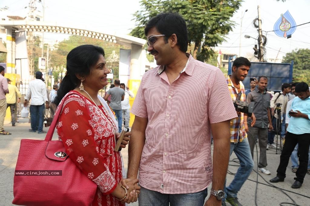 Maa Elections Polling 02 - 5 / 149 photos