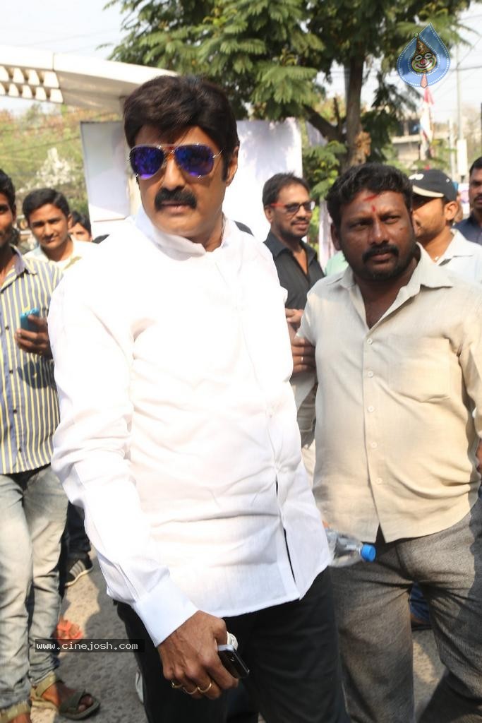 Maa Elections Polling 02 - 139 / 149 photos