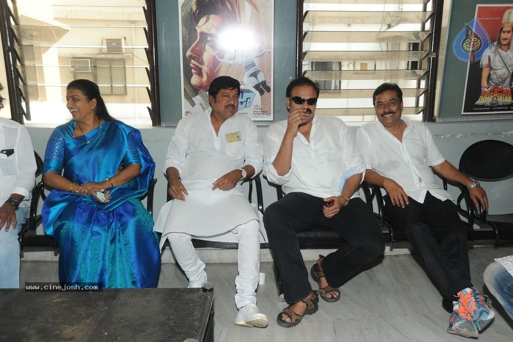 Maa Elections Polling 03 - 52 / 63 photos