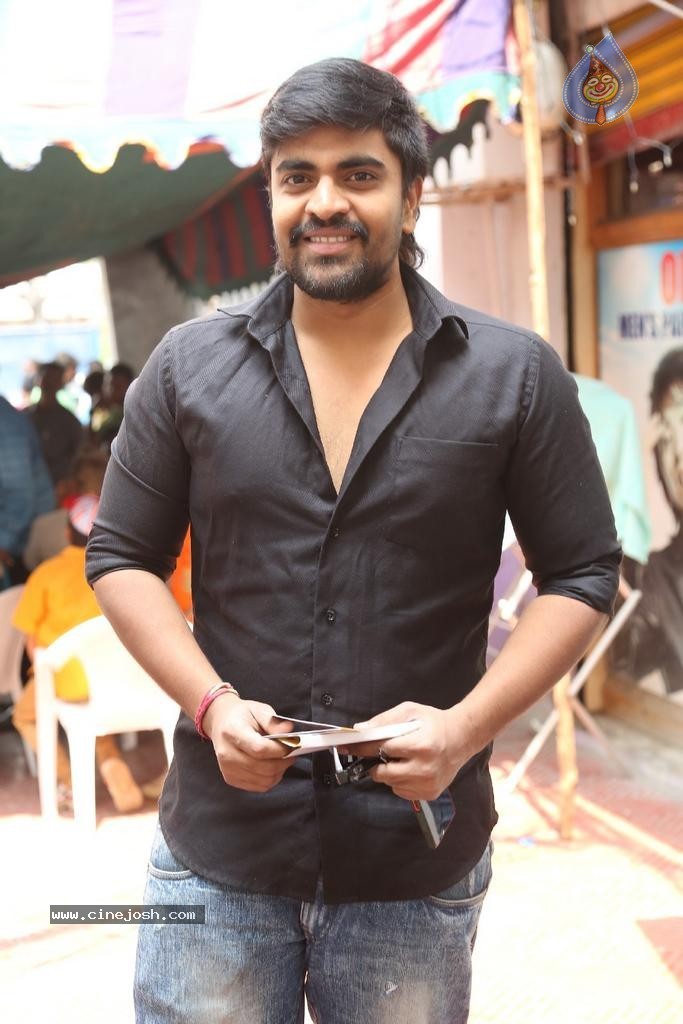 Maa Elections Polling 04 - 15 / 100 photos