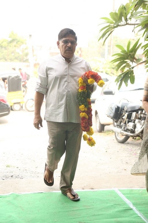 Mada Venkateswara Rao Condolences Photos 1 - 14 / 42 photos