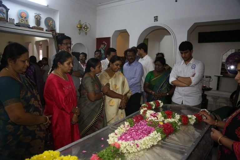 Mada Venkateswara Rao Condolences Photos 1 - 17 / 42 photos