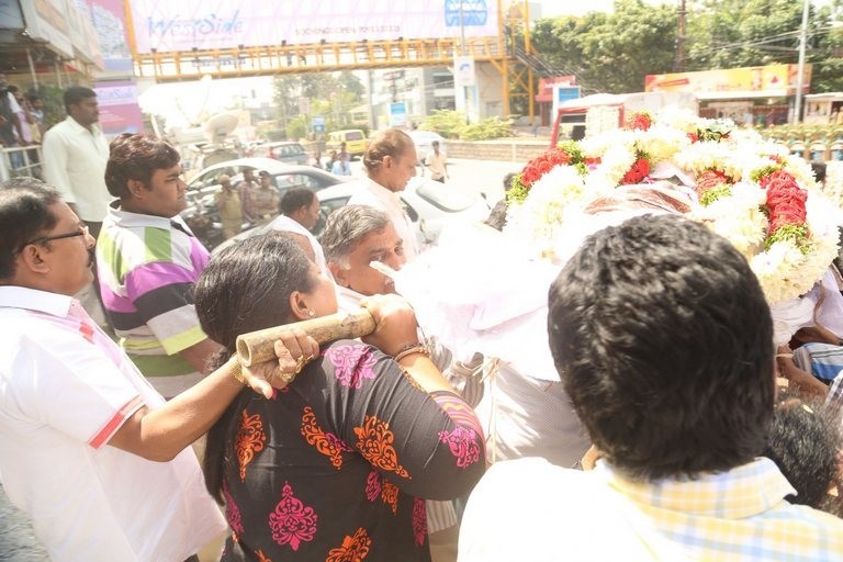 Mada Venkateswara Rao Condolences Photos 2 - 10 / 42 photos