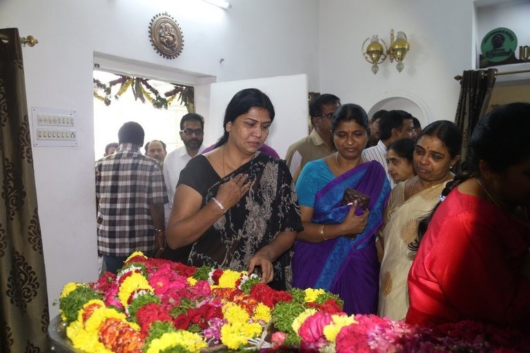 Mada Venkateswara Rao Condolences Photos 2 - 12 / 42 photos