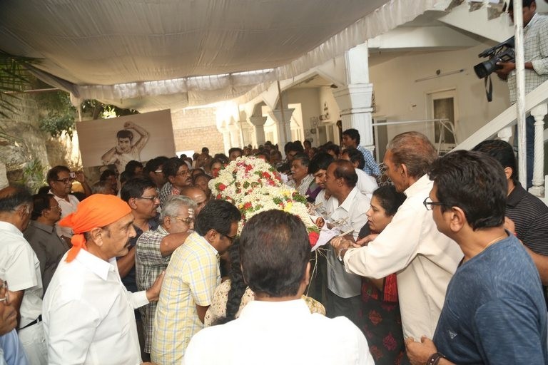 Mada Venkateswara Rao Condolences Photos 2 - 13 / 42 photos