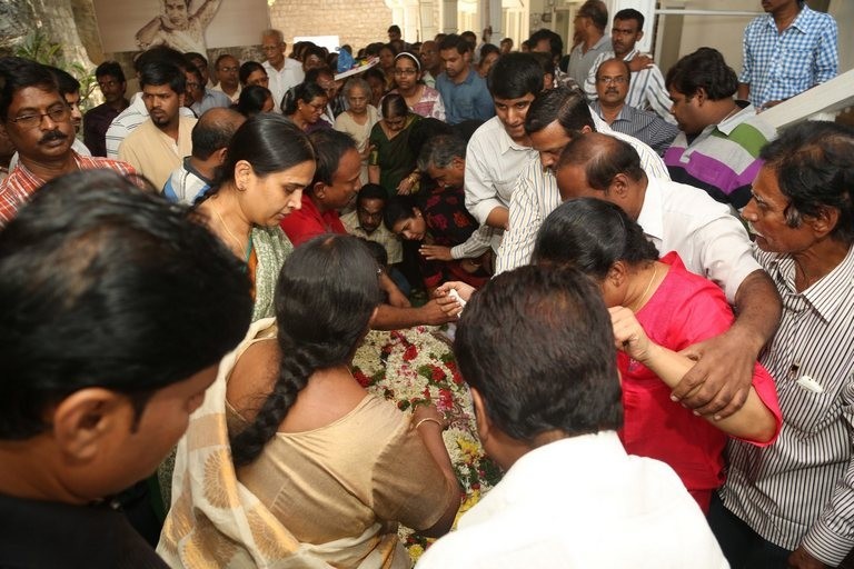 Mada Venkateswara Rao Condolences Photos 2 - 26 / 42 photos