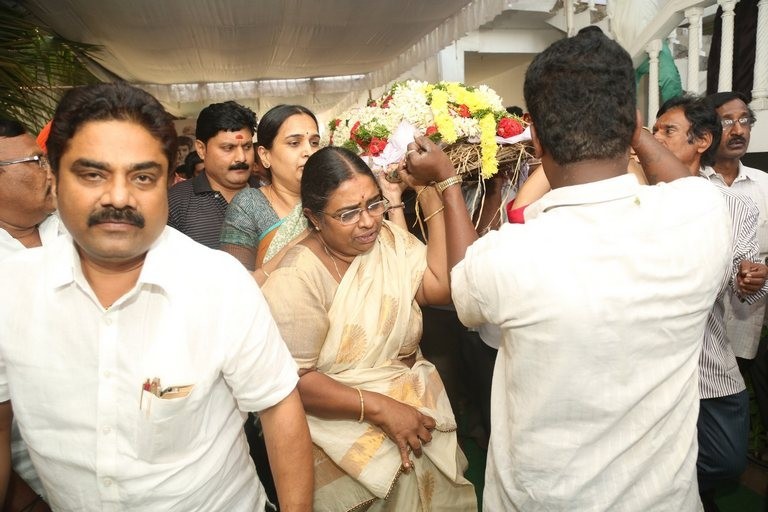 Mada Venkateswara Rao Condolences Photos 2 - 27 / 42 photos