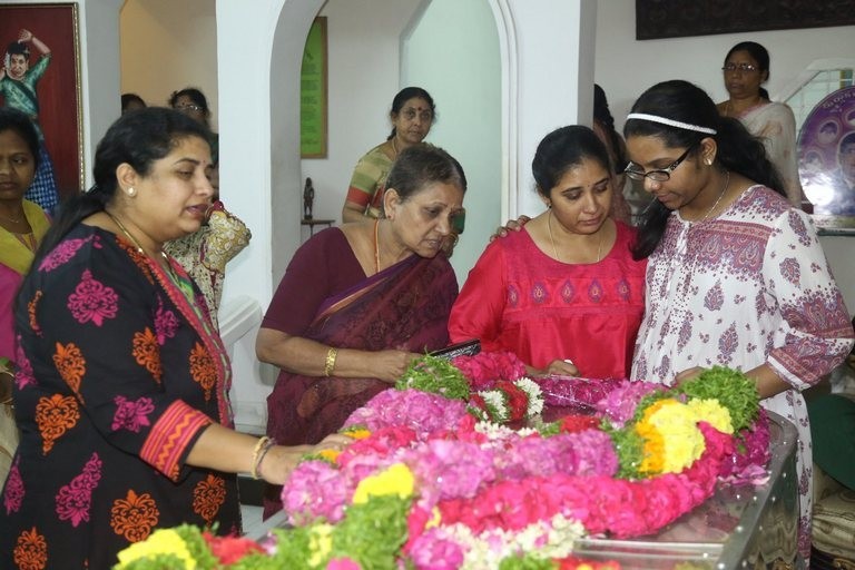 Mada Venkateswara Rao Condolences Photos 2 - 41 / 42 photos