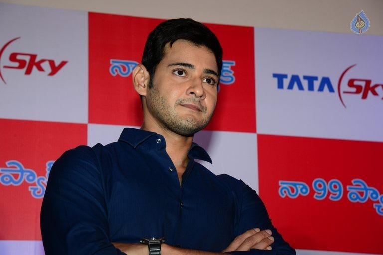 Mahesh Babu at Tata Sky Success Celebrations - 18 / 42 photos