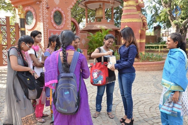 Manali Rathod For Mana Madras Kosam Cause - 11 / 53 photos