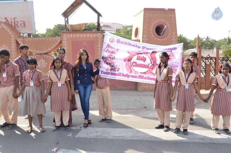 Manali Rathod For Mana Madras Kosam Cause - 20 / 53 photos