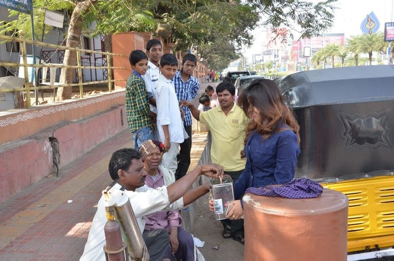 Manali Rathod For Mana Madras Kosam Cause - 43 / 53 photos