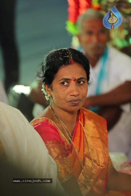 Manali Rathod Wedding Photos - 48 / 78 photos