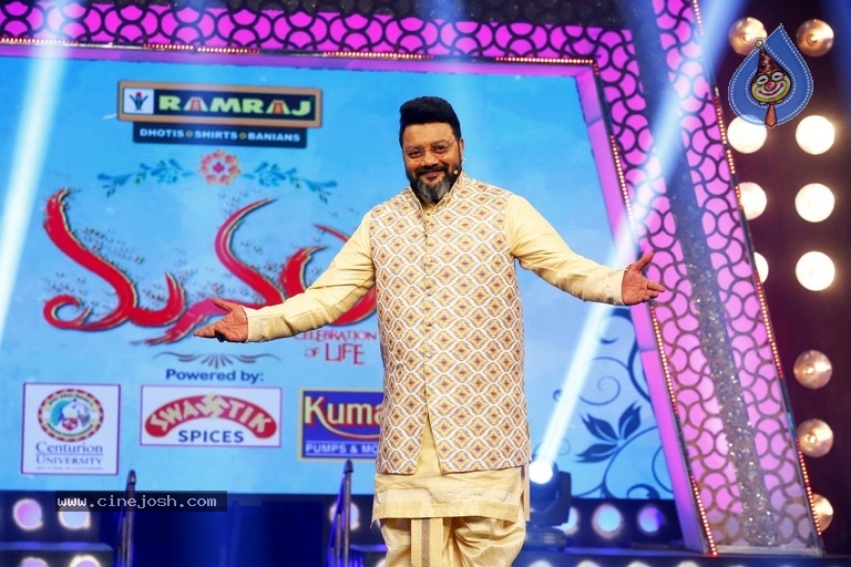 Manam Game Show Making Photos - 7 / 15 photos