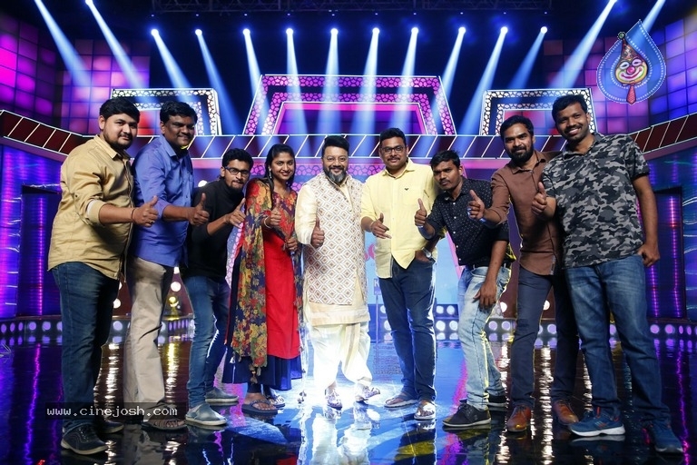 Manam Game Show Making Photos - 11 / 15 photos