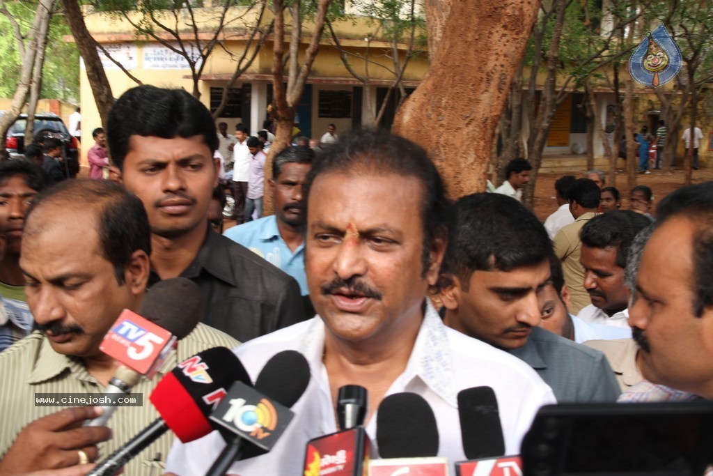 Manchu Family Members Casting Their Votes  - 3 / 14 photos