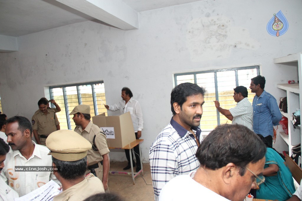Manchu Family Members Casting Their Votes  - 11 / 14 photos