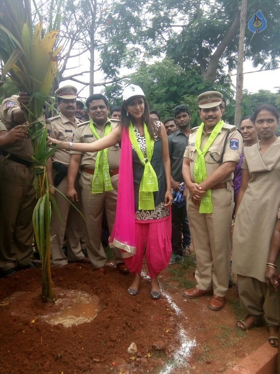 Manchu Lakshmi Haritha Haram at Sher Bashirbagh - 11 / 14 photos
