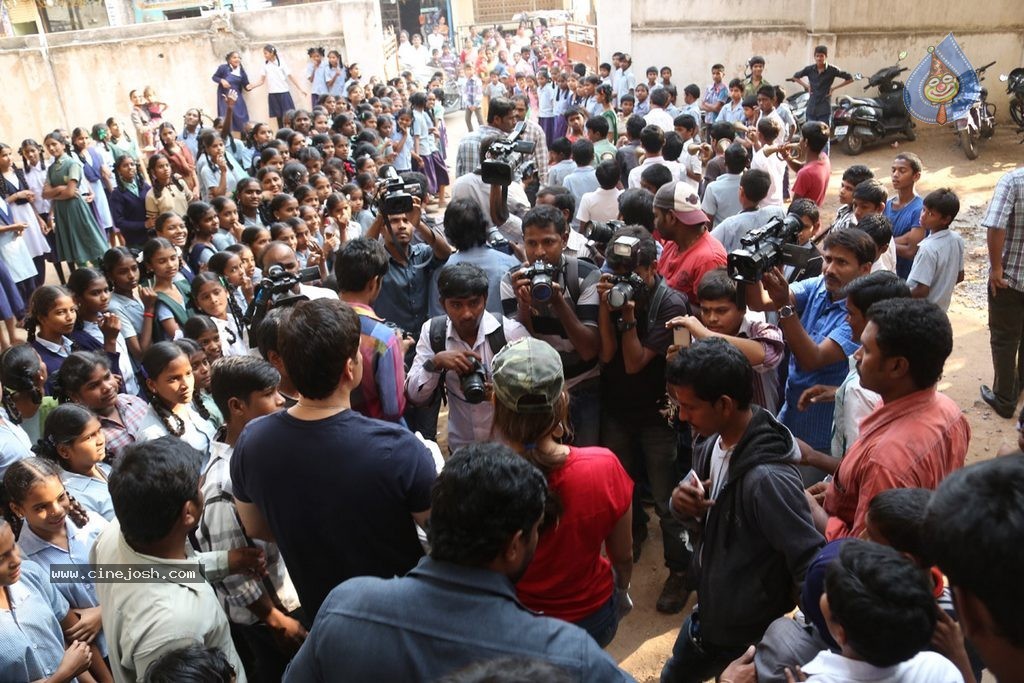 Manchu Lakshmi Participates in Swachh Bharat - 65 / 91 photos