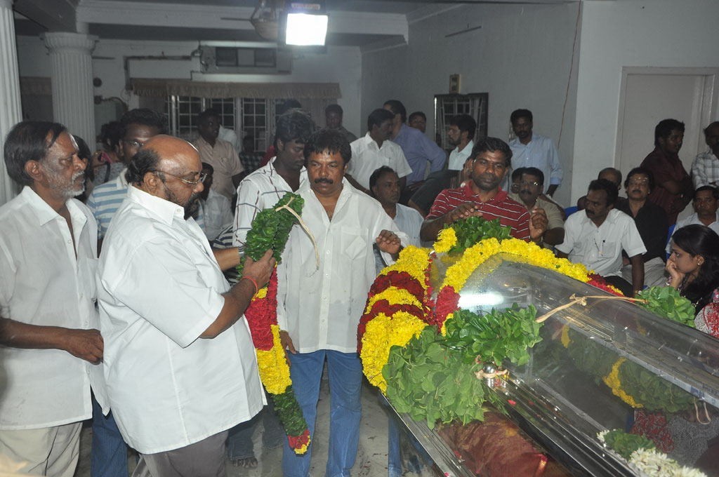 Manjula Vijayakumar Condolences - 46 / 134 photos