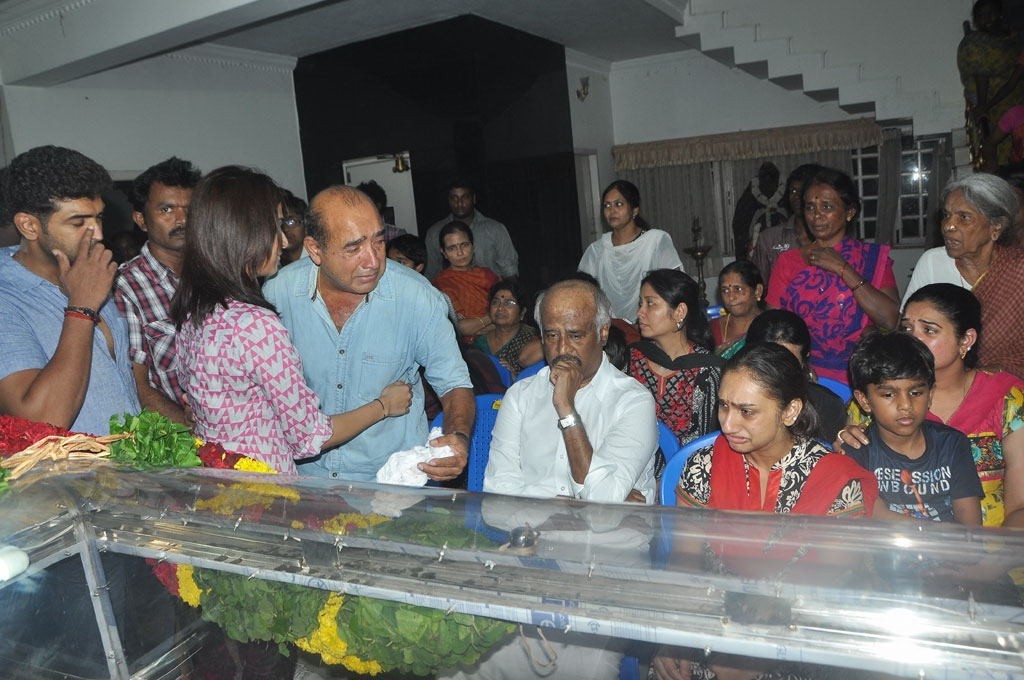 Manjula Vijayakumar Condolences - 60 / 134 photos