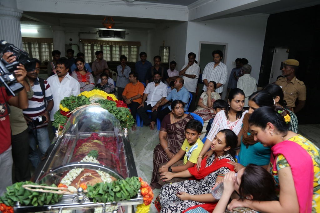 Manjula Vijayakumar Condolences - 93 / 134 photos