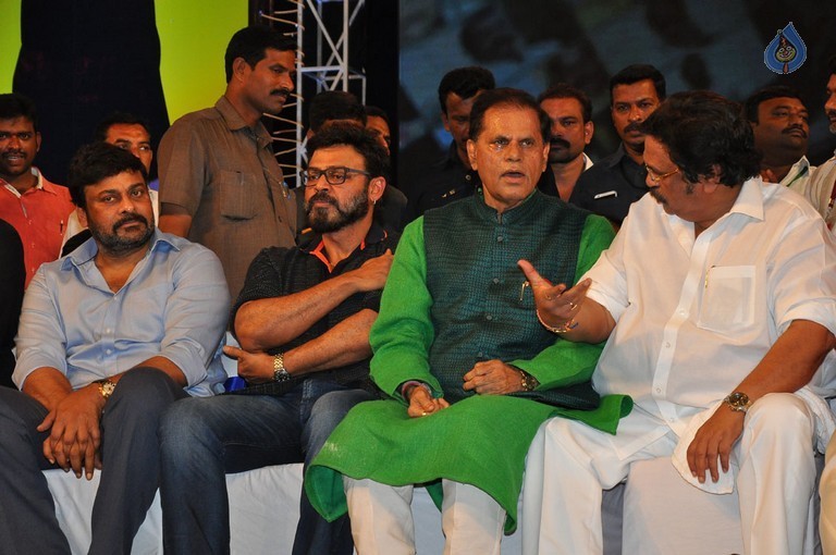 MB 40 Celebrations 5 - 27 / 82 photos