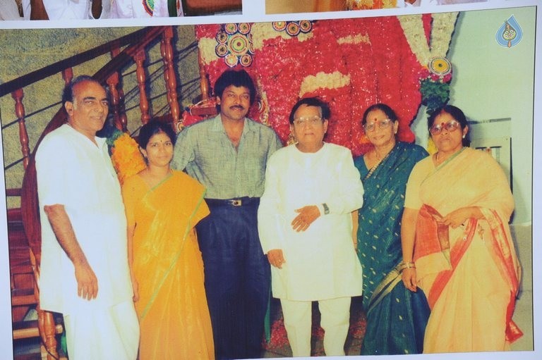 Mega 60 Celebrations 1 - 28 / 42 photos