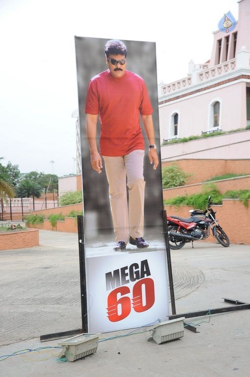 Mega 60 Celebrations 1 - 38 / 42 photos