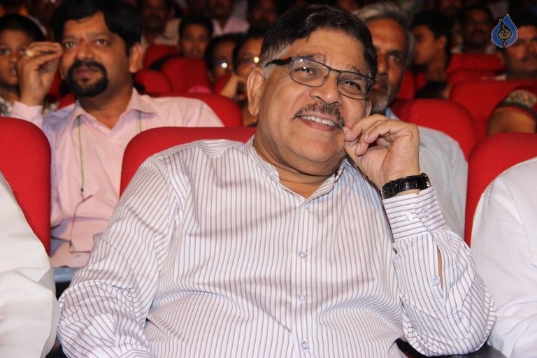 Mega 60 Celebrations 2 - 64 / 105 photos